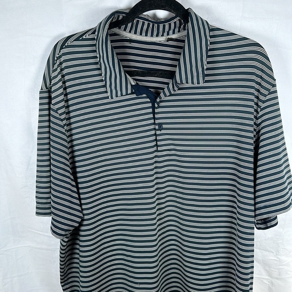 ADIDAS POLO SIZE(XXL) - Picture 3 of 4